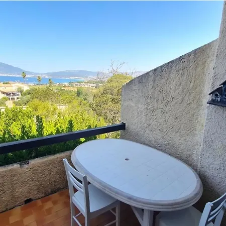 House With Pool And Tennis Court In Porticcio *